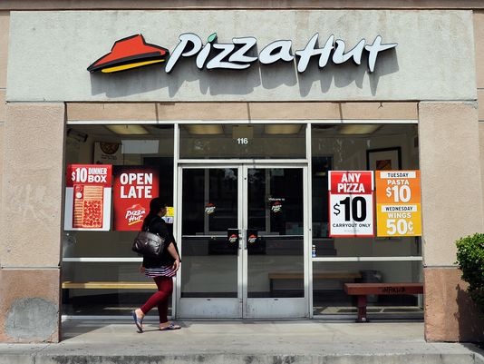 Pizza Hut Manager Fired For Peeing In Kitchen Sink
