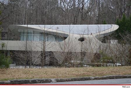 Justin Bieber Renting Atlanta House