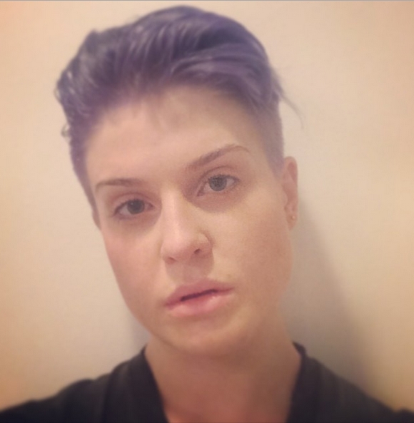 Kelly Osborne Shaves Purple Hair